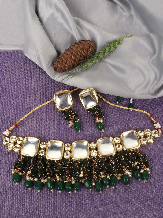 Gold-Plated Kundan-Studded Necklace & Earrings