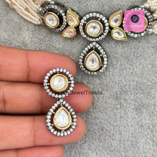 Wow Jewellery Gold Finish Kundan Polki & Pearl Necklace Set With Matching Earrings