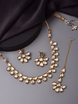Gold Plated Kundan Embellished Choker Necklace Set