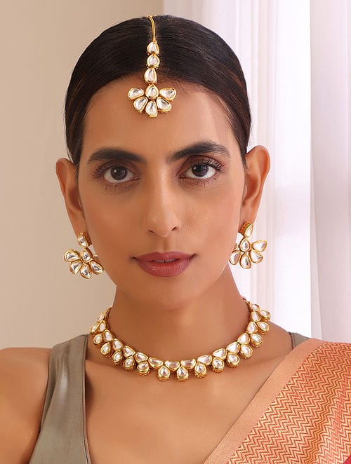 Gold Plated Kundan Embellished Choker Necklace Set