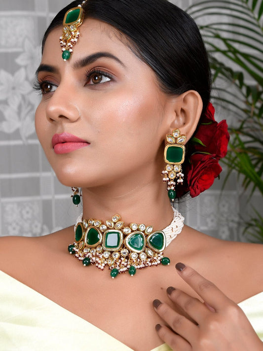 Gold Plated Kundan Necklace Set