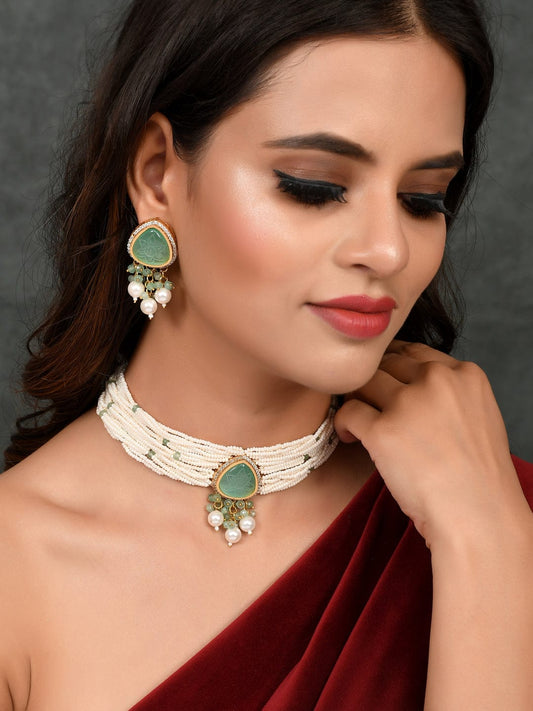Gold Plated White Kundan & Pearl Beaded Jewellery Set