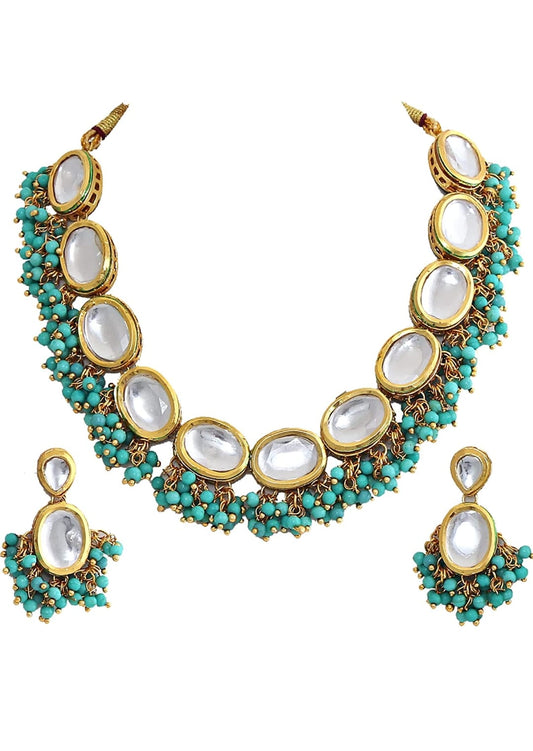 Elegant Kundan Choker With Earring