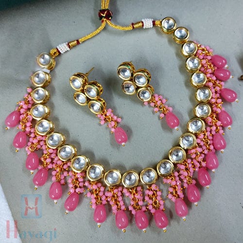 Elegant Kundan Necklace With Earrings