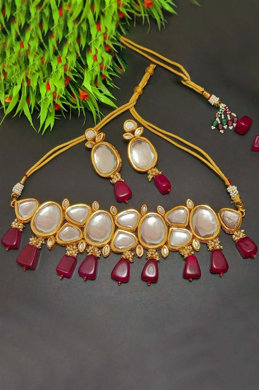 Gold Tone Kundan Necklace & Earrings