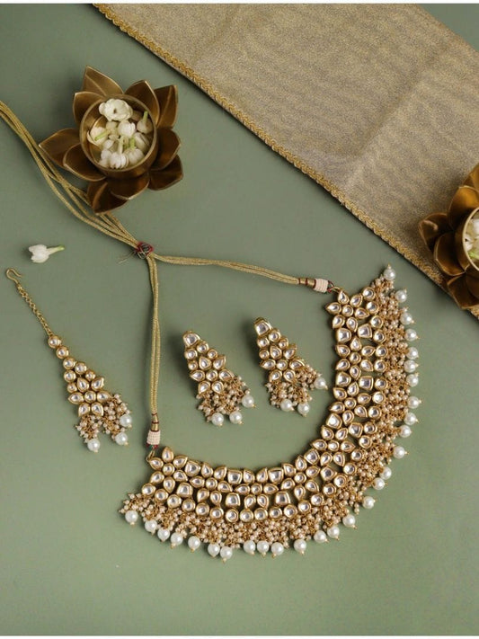Gold Tone Kundan Necklace & Earrings