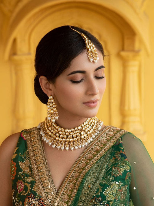 Gold Tone Kundan Necklace & Earrings