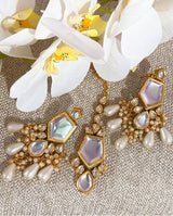 Gold Plated Jadau Kundan Necklace Set