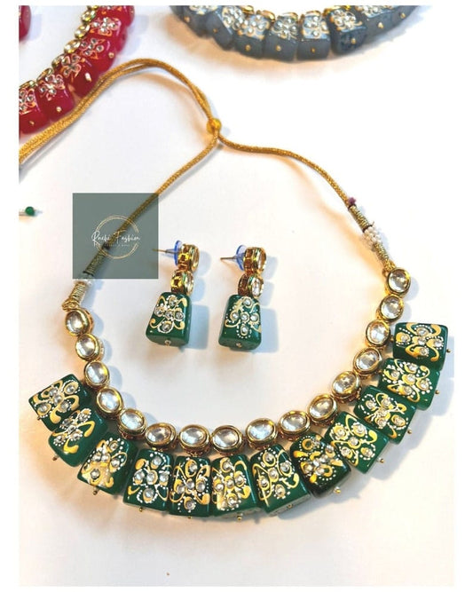 Gold Plated Kundan Necklace Set With Earrings