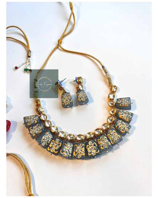 Gold Plated Kundan Necklace Set With Earrings