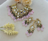 Gold Plated Kundan Necklace Set With Earrings & Maangtika