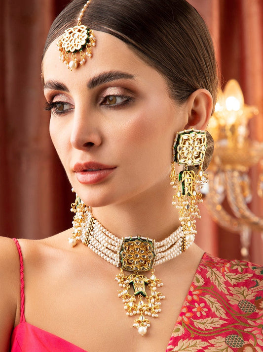 Gold Plated White Pearl Kundan Choker Necklace Set