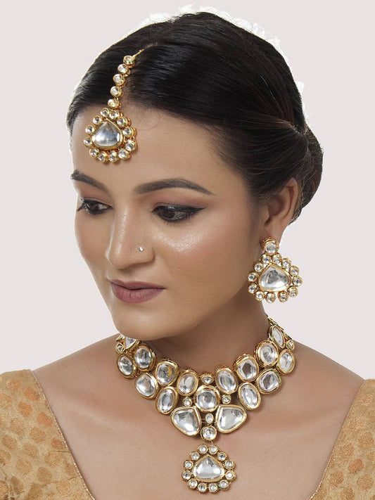 Gold-Plated Kundan-Studded & Pearls Beaded Necklace With Earrings & Maangtikka