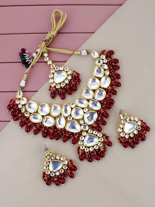 Gold-Plated Kundan-Studded & Pearls Beaded Necklace With Earrings & Maangtikka