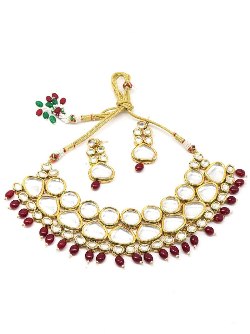 Gold Plated Kundan Studded & Pearls Beaded Jewellery Set