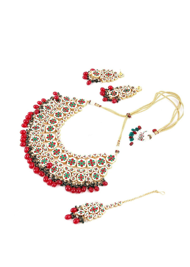 Gold Plated Kundan Studded & Pearls Beaded Jewellery Set
