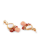 Gold Plated Kundan Studded & Pearls Beaded Necklace With Earrings & Mangtikka