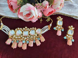 Elegant Kundan Necklace With Earrings