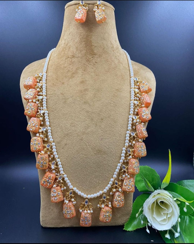 Wedding Wear Kundan Pearls Beads Painting Tumbled Mala Gold Plated Earring