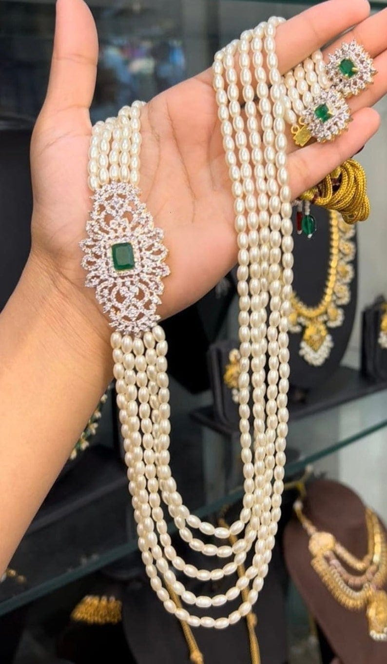 White Ad Long Necklace