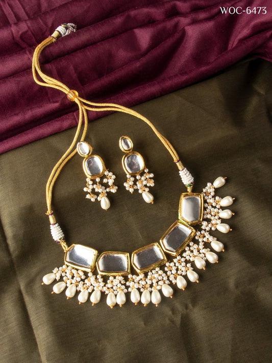 Gold Plated Kundan Studded & Beaded Jewellery Set