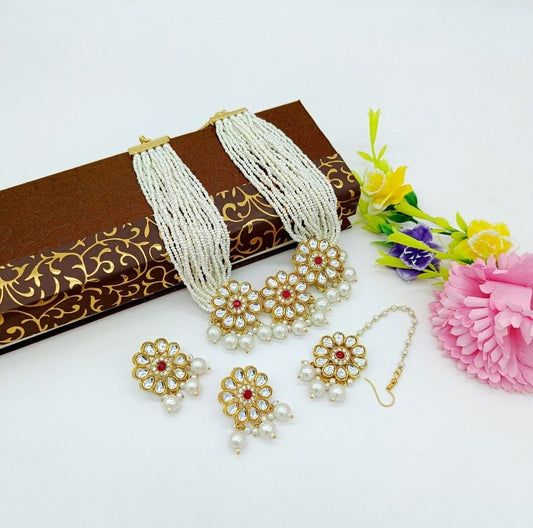 Gold Plated Kundan Studded & Beaded Layered Jewellery Set