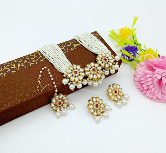 Gold Plated Kundan Studded & Beaded Layered Jewellery Set