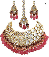 Gold Plated Elegant kundan Necklace set With Tika