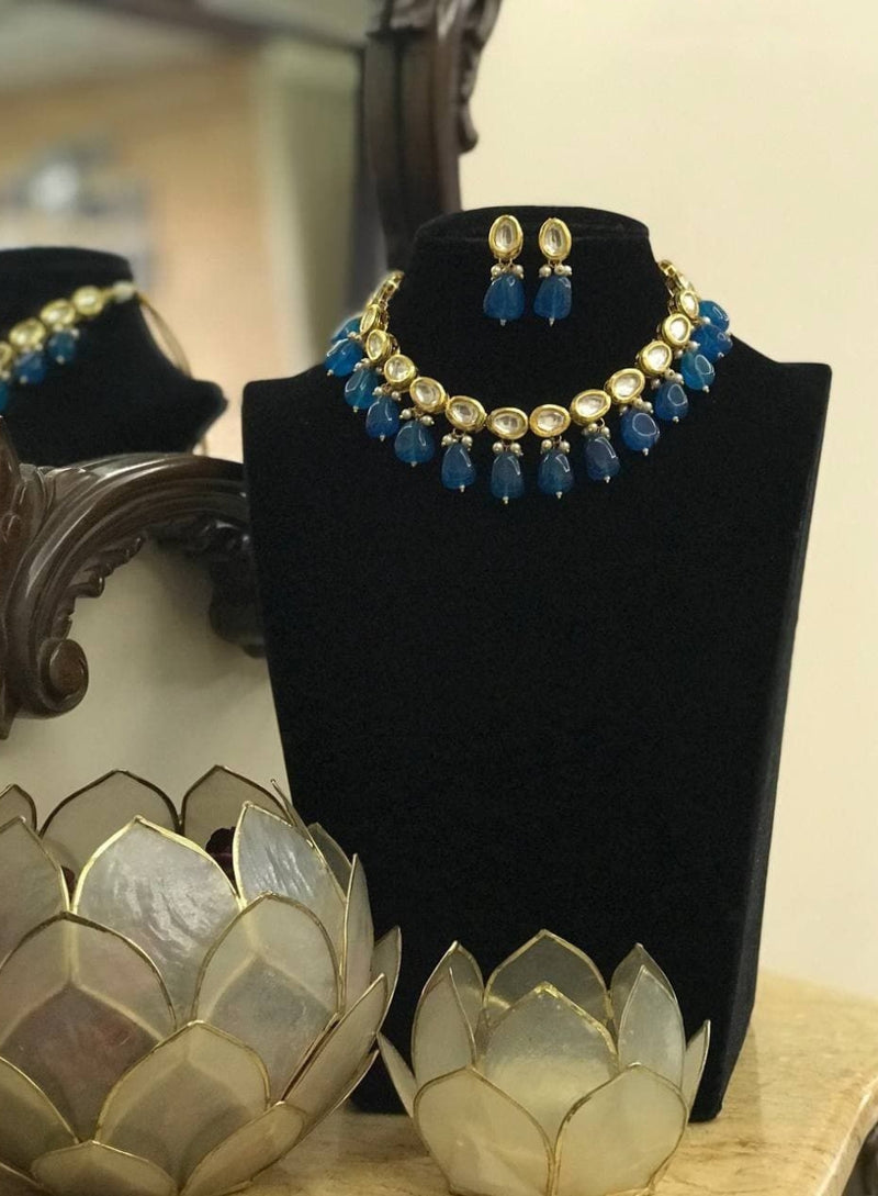 Gold Tone Kundan Choker Necklace Set