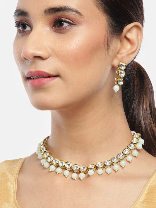 Gold-Plated Kundan-Studded Necklace & Earrings Set