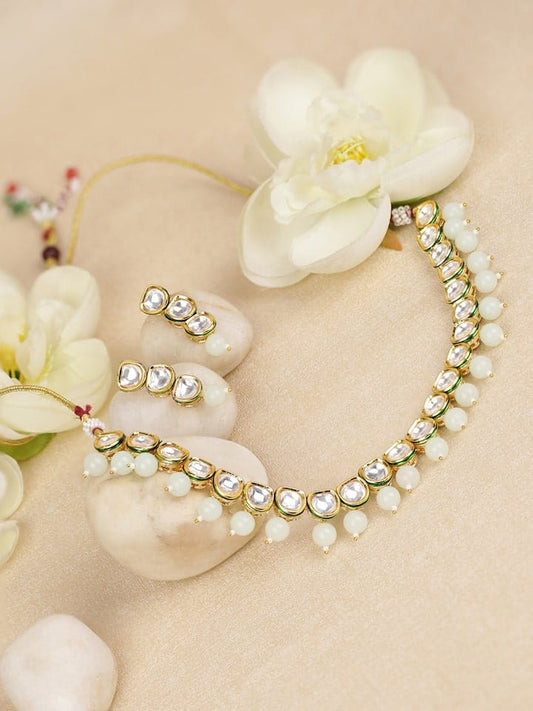 Gold-Plated Kundan-Studded Necklace & Earrings Set