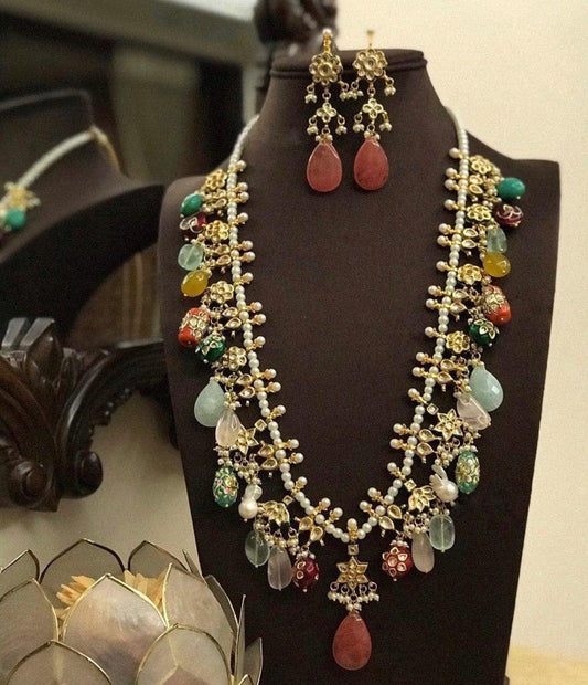 Gold-Plated Kundan-Studded Necklace & Earrings Set