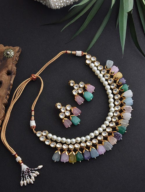 Gold-Plated Kundan-Studded Necklace & Earrings Set