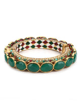 JADAU KUNDAN WITH MULTI STONE BIG BANGLE SET