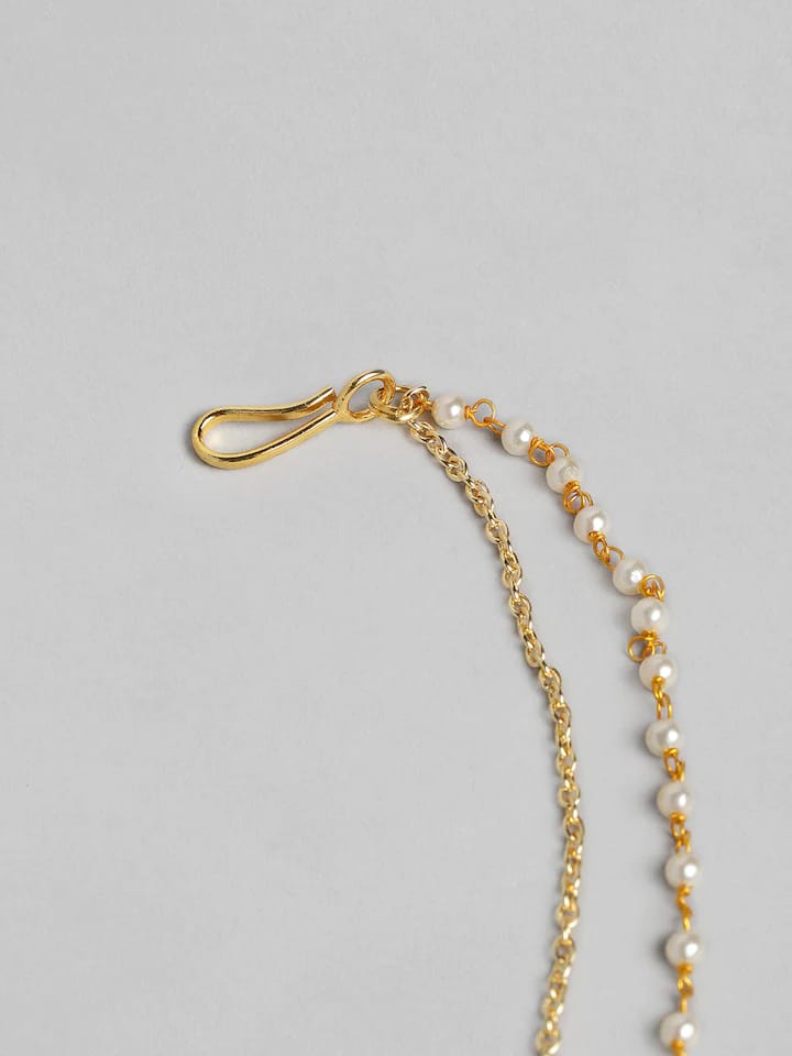 White Metal Gold Plated Single Stone Matha Patti