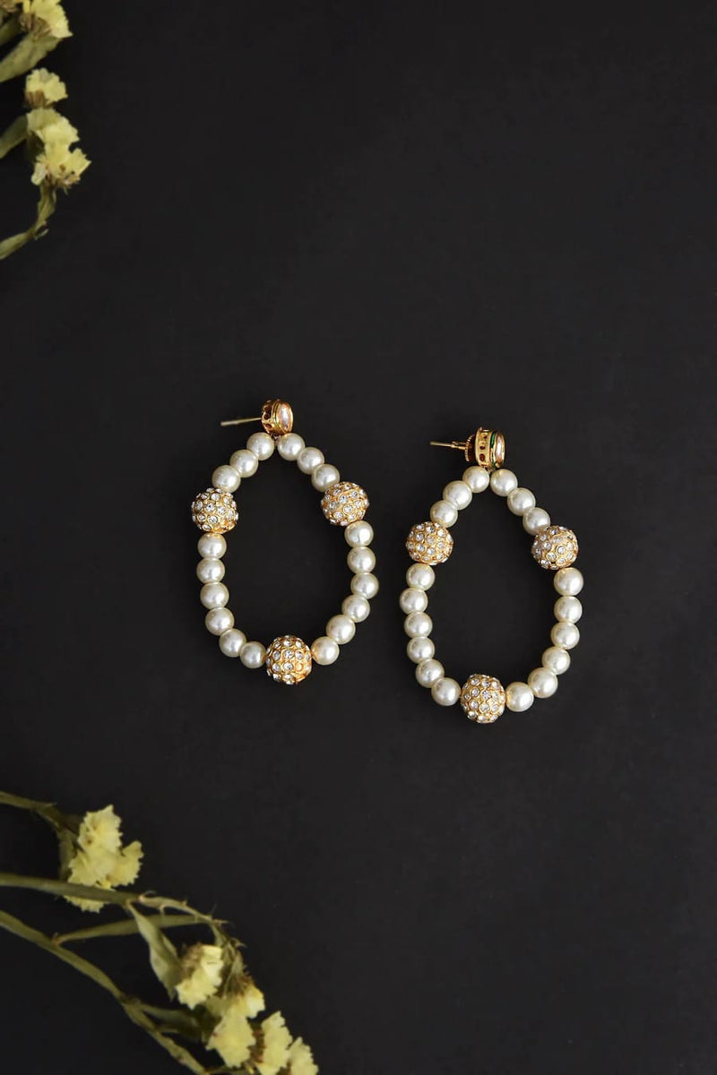Women White Push Back Alloy Earrings