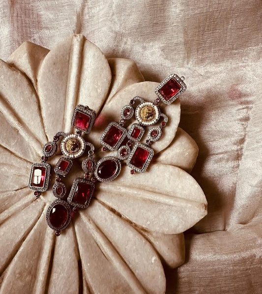 EXCLUSIVE DESIGNER STATEMENT EARRINGS