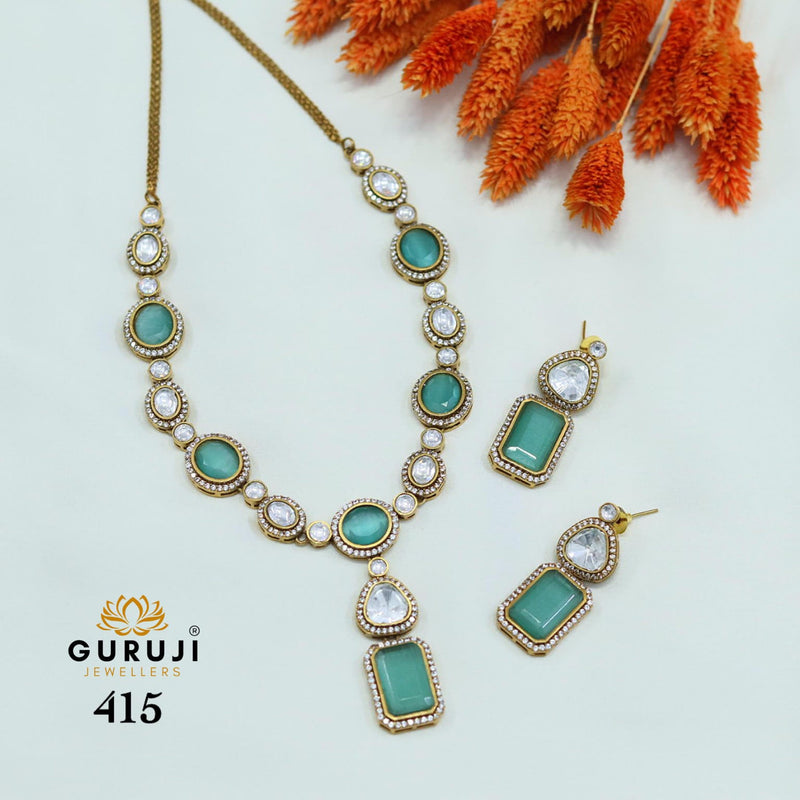 Emerald Green Victorian Necklace