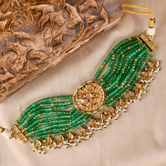 Gold-Plated Kundan-Studded & Beaded Nacklace