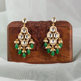 Gold Plated Pearl and Polki Choker Nacklace With Earrings