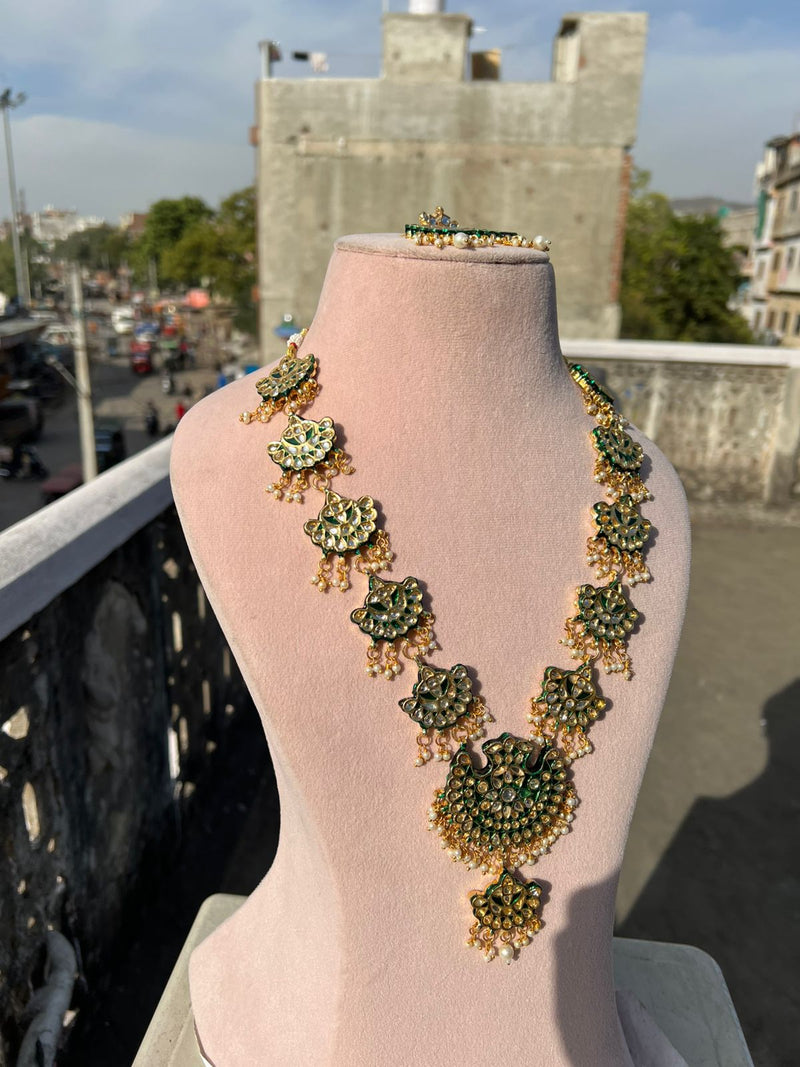 Gold Plated Kundan Stone Studded & Beaded Nacklace With Earrings