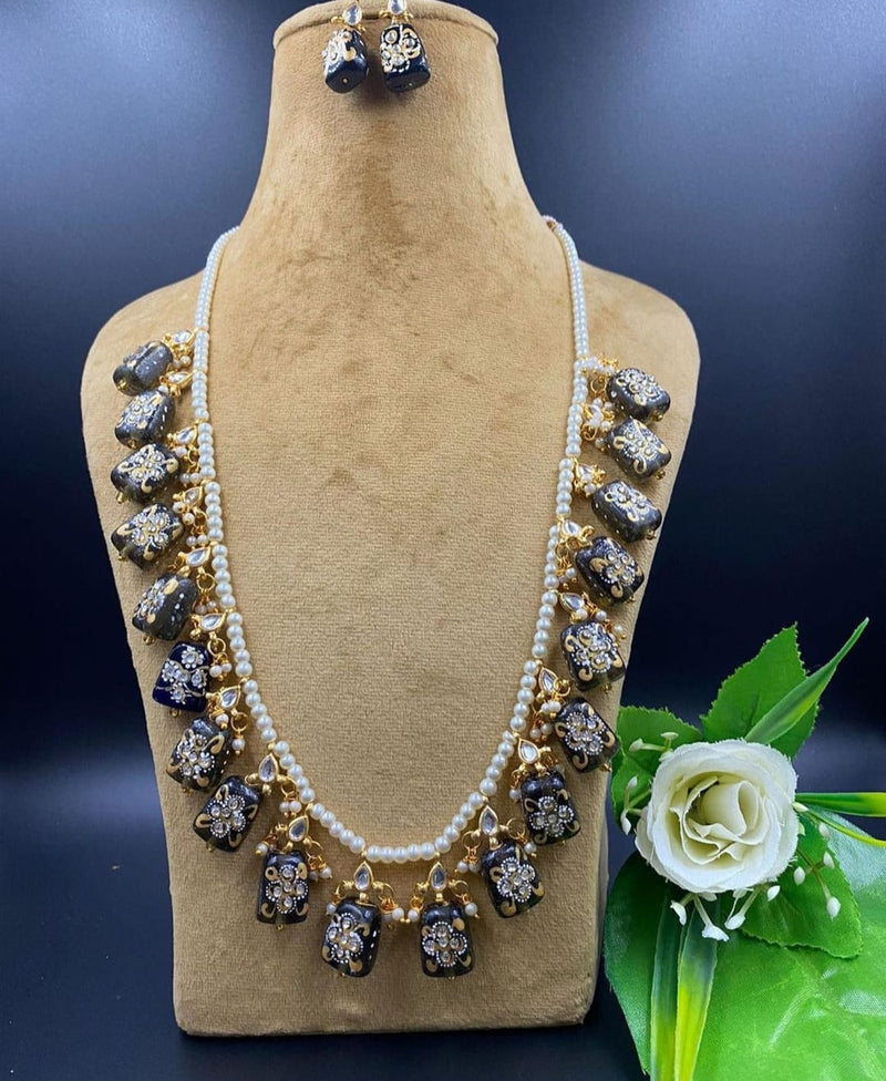 Wedding Wear Kundan Pearls Beads Painting Tumbled Mala Gold Plated Earring